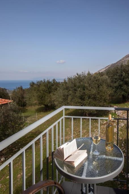 O Palaios Fournos Tou Andrea Appartement Argostoli  Buitenkant foto